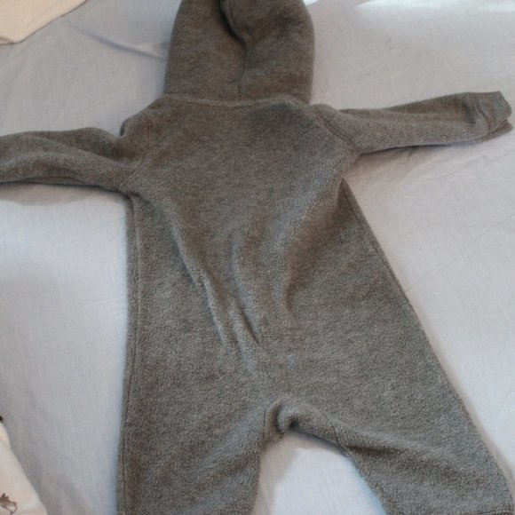 Carter's fleece suit - Picture 4 of 5